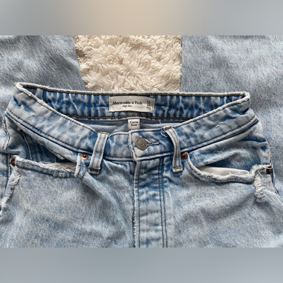 ABERCROMBIE & FITCH CURVE LOVE 90S STRAIGHT JEAN - Picture 2 of 4